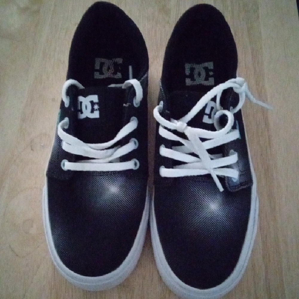 DC Monochrome Casual Shoes
